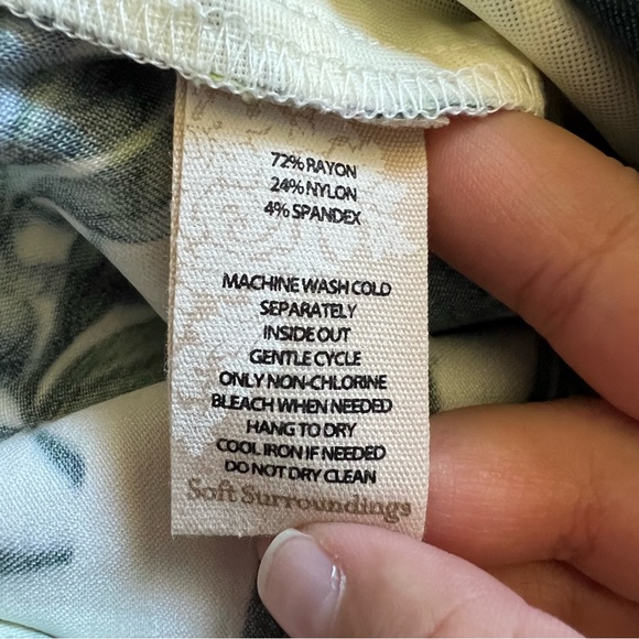 Soft Surroundings Palm Print Pants Women’s Size PL - Picture 3 of 7